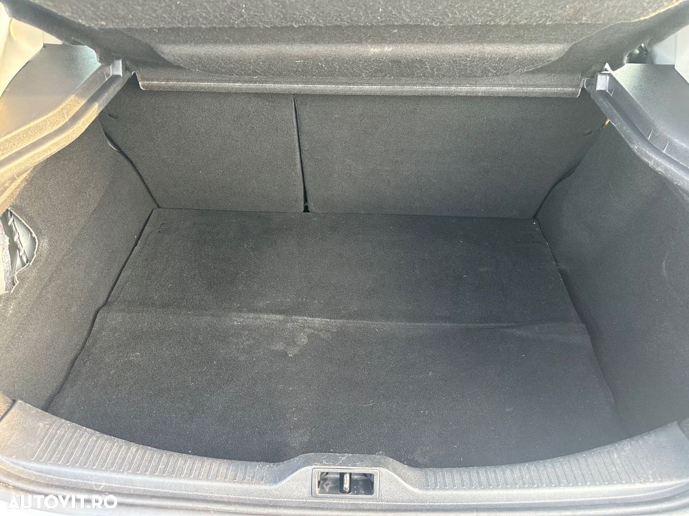 Renault Megane 1.5 dCi Dynamique - 8