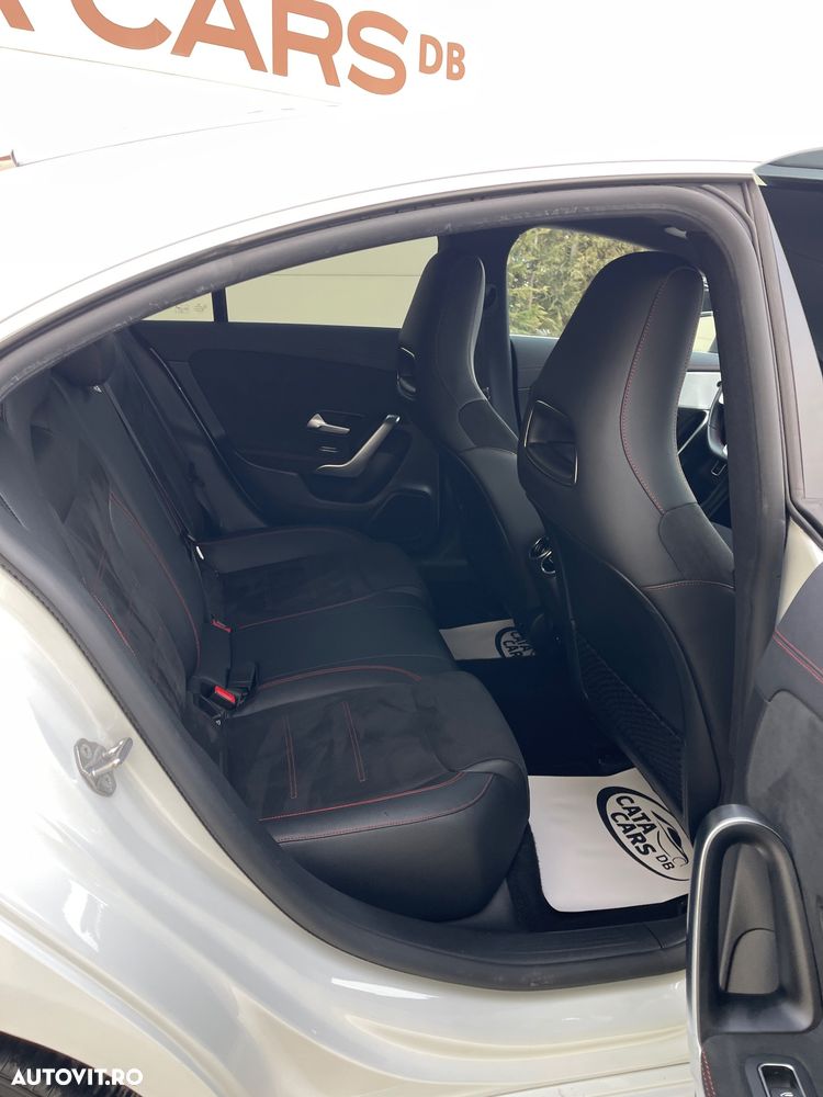 Mercedes-Benz CLA - 26