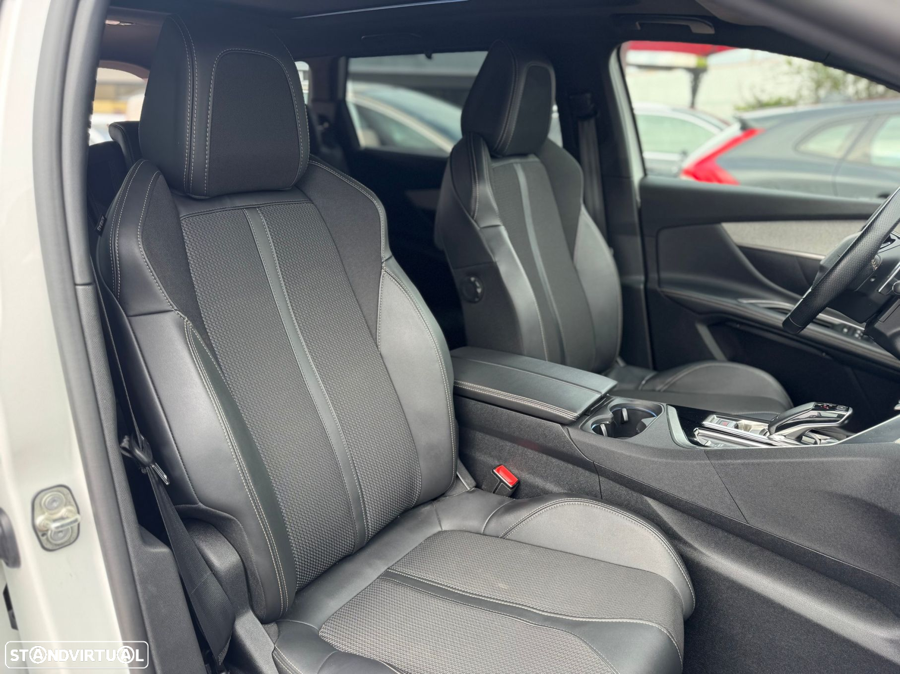 Peugeot 5008 1.5 BlueHDi GT Pack EAT8 - 13