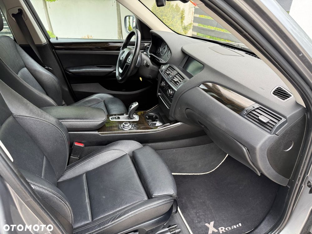 BMW X3 xDrive35i Sport-Aut - 17