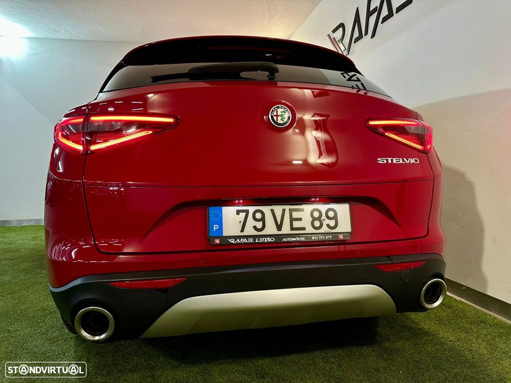 Alfa Romeo Stelvio 2.2 D AT8 - 7