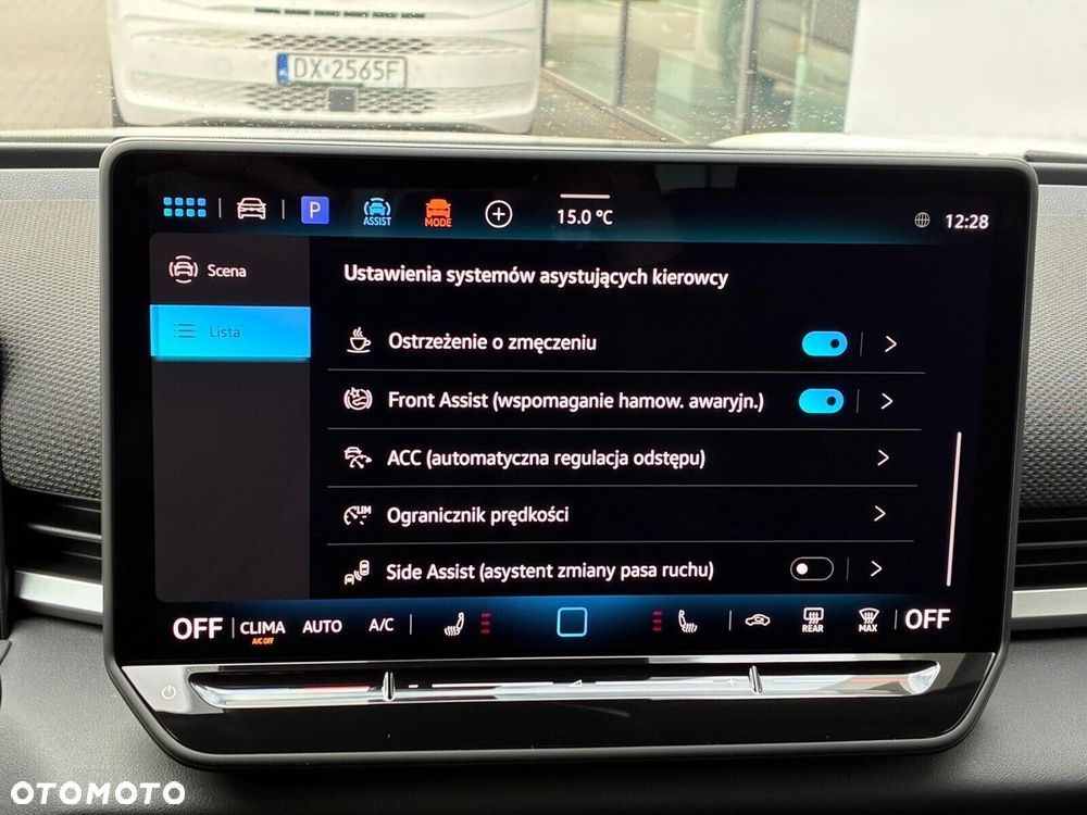 Volkswagen T-Roc - 18