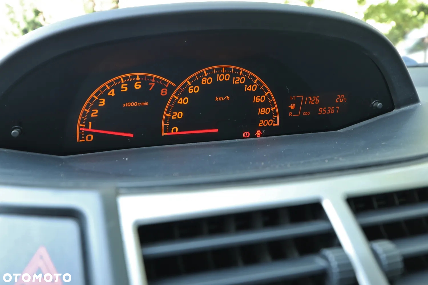 Toyota Yaris - 18