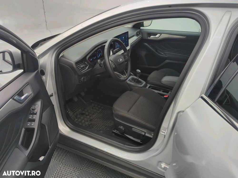 Ford Focus - 3