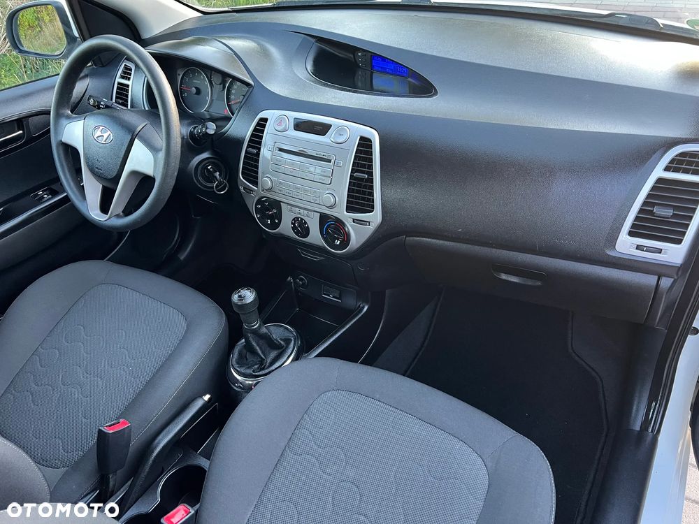 Hyundai i20 1.2 Edition Plus - 9