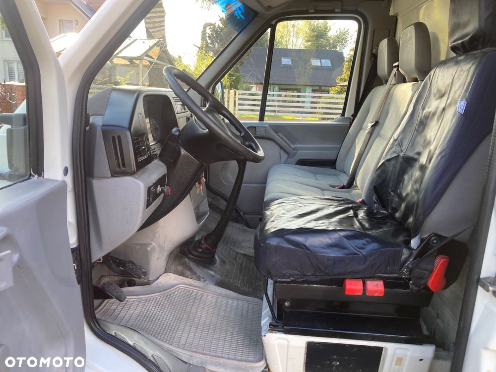 Volkswagen LT46 - 12