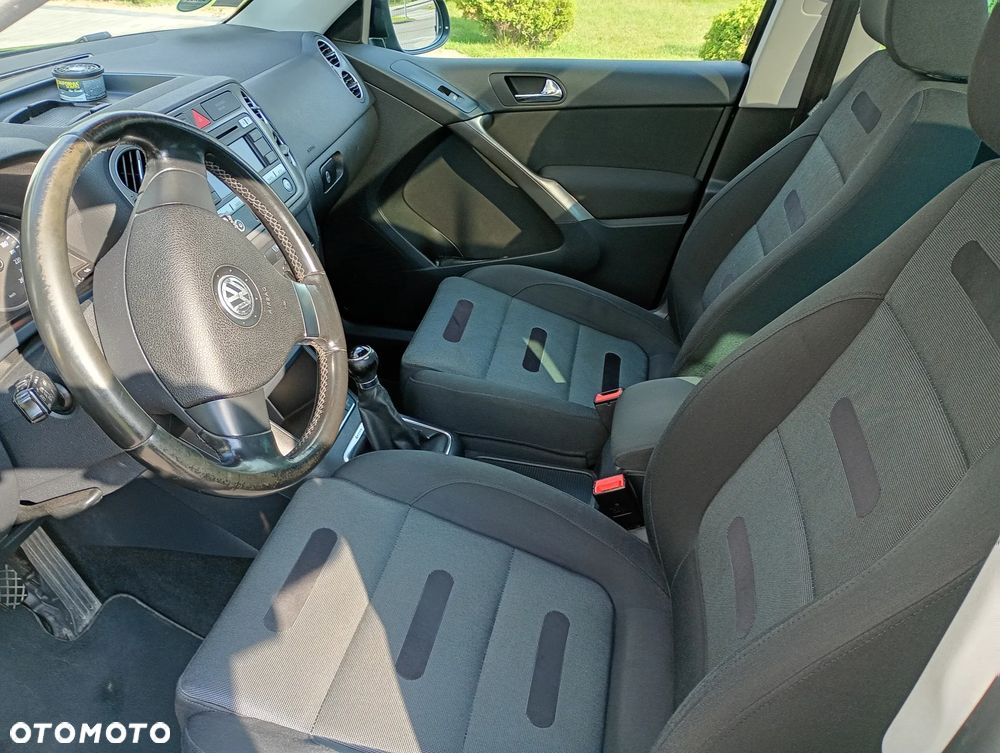 Volkswagen Tiguan 2.0 TDI 4Mot Track&Field - 6
