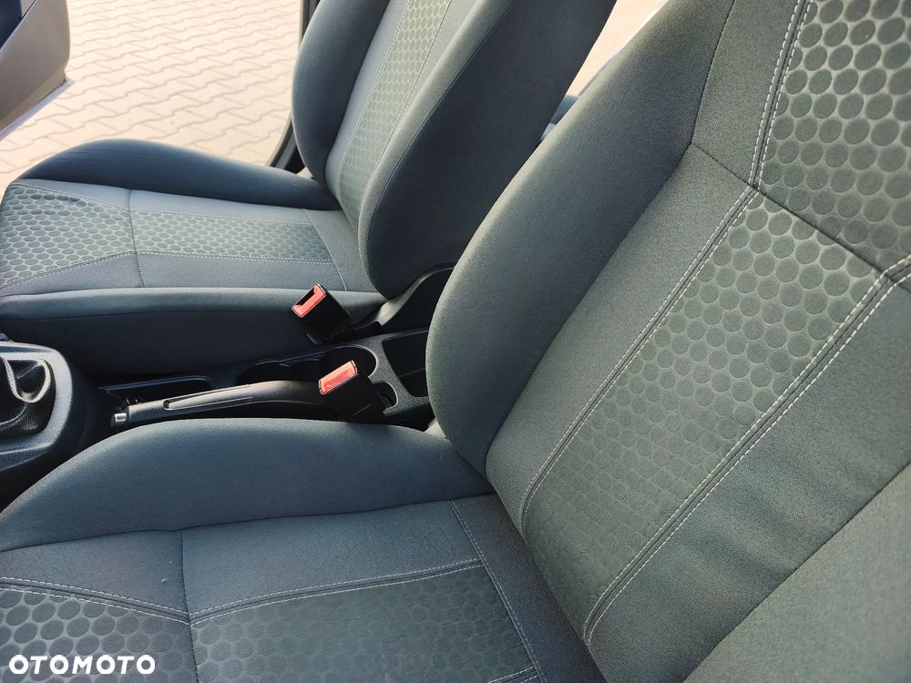 Ford Fiesta - 17