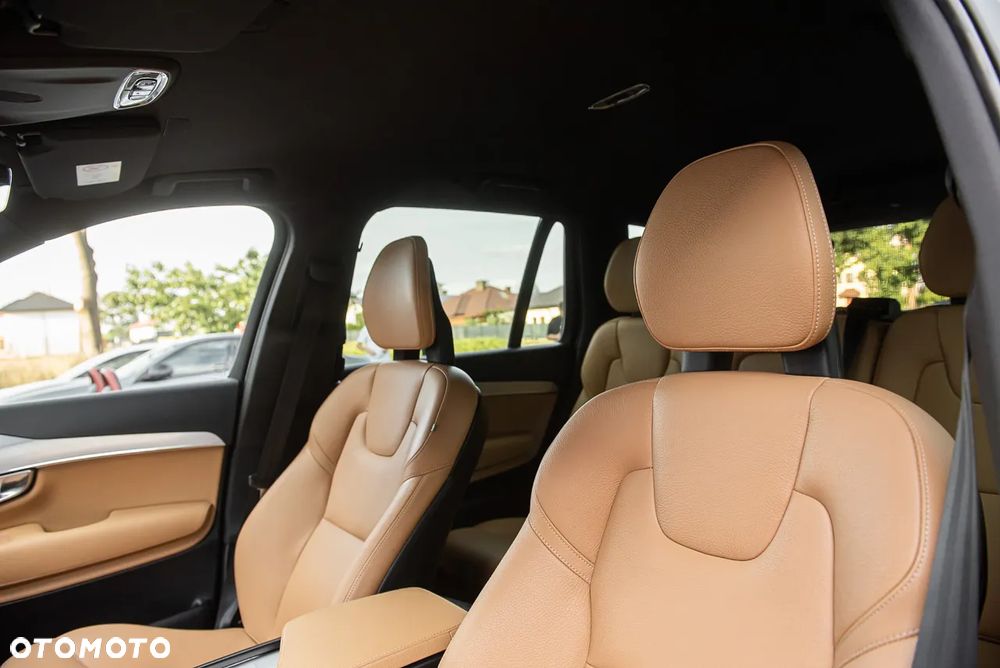 Volvo XC 90 D5 AWD R-Design - 18
