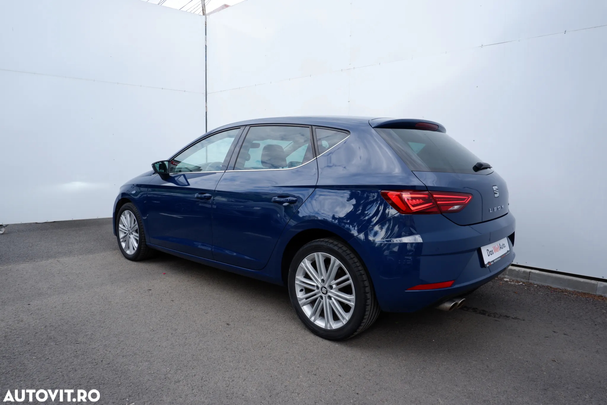 Seat Leon 2.0 TDI DSG7 Xcellence - 3