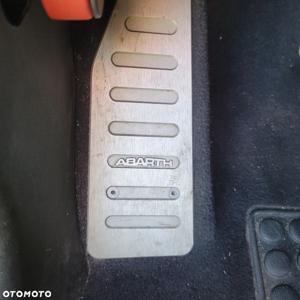 Fiat 500 595 Abarth Competizione - 15