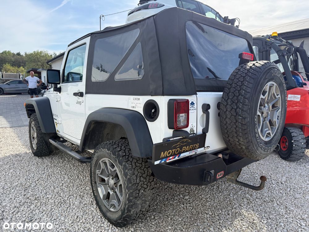Jeep Wrangler - 5