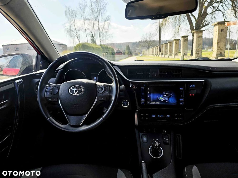 Toyota Auris - 17