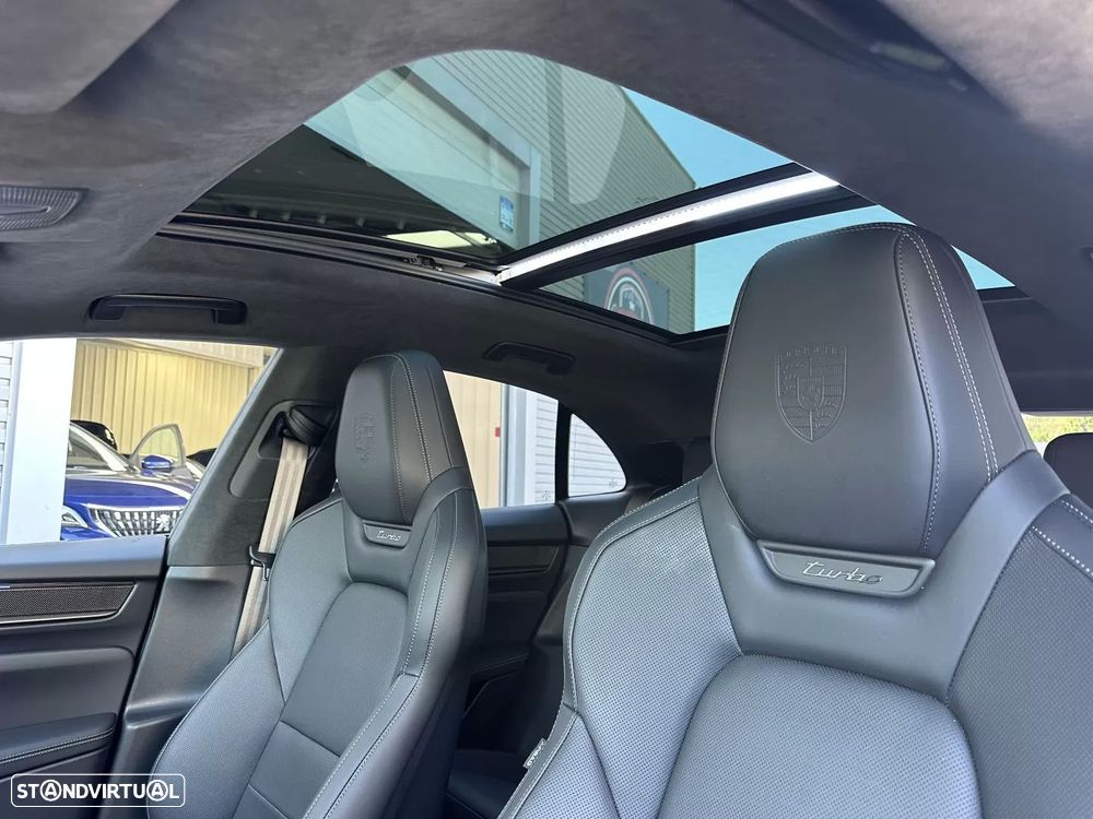Porsche Macan Electric Turbo - 56