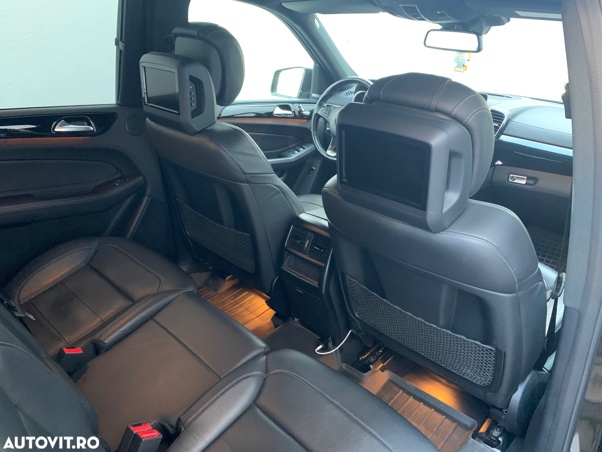 Mercedes-Benz GLS 400 4MATIC Aut - 19