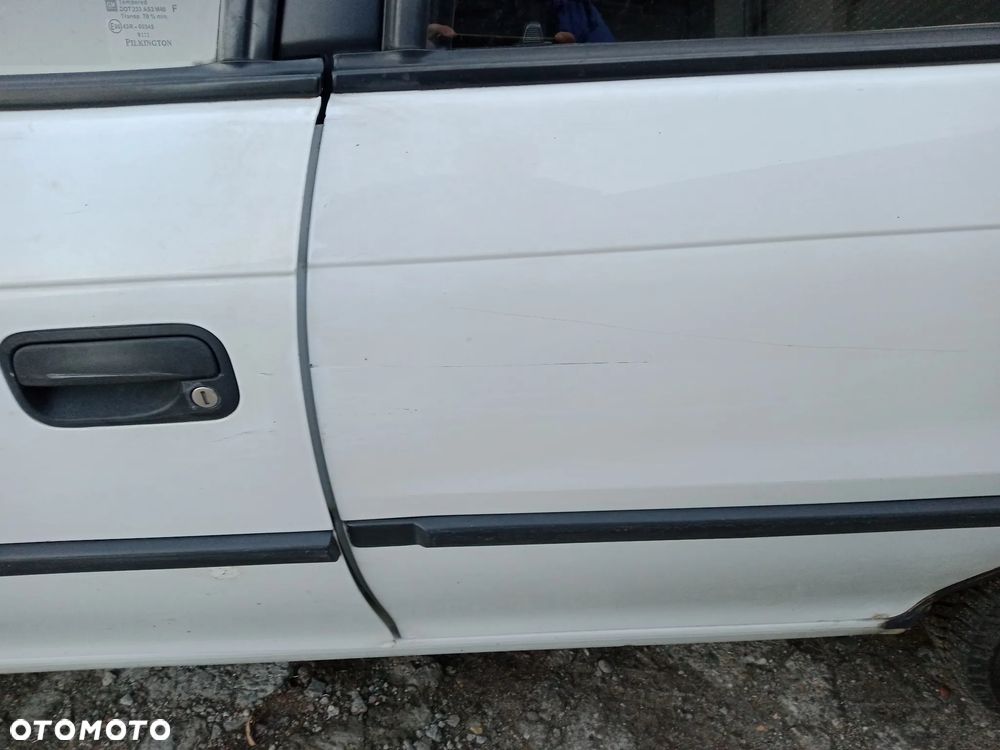 Opel Astra 1.4 Start - 9