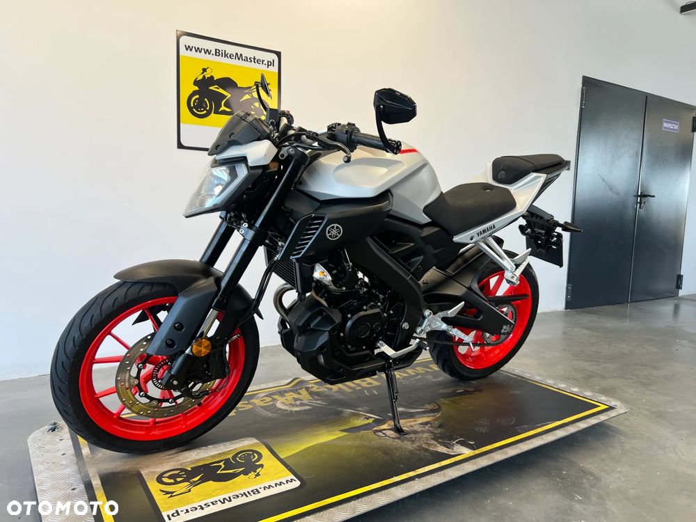 Yamaha MT - 3