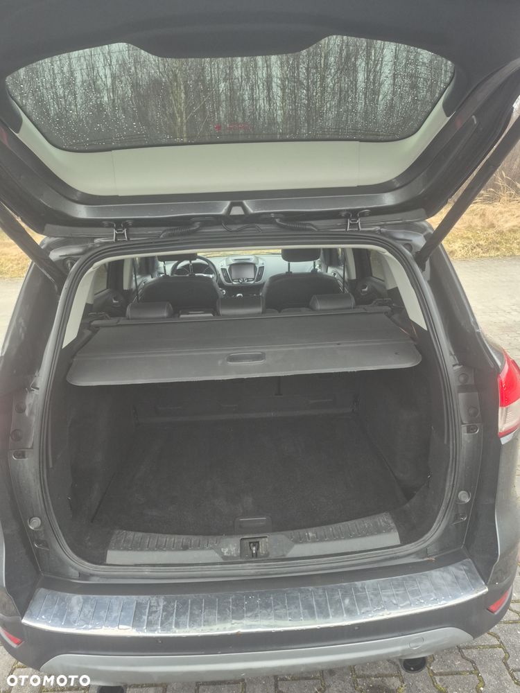 Ford Kuga 1.5 EcoBoost 2x4 Titanium - 20