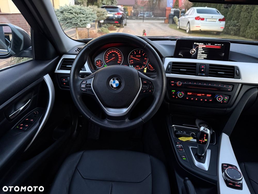 BMW Seria 3 320d Efficient Dynamics Edition Luxury Line - 29