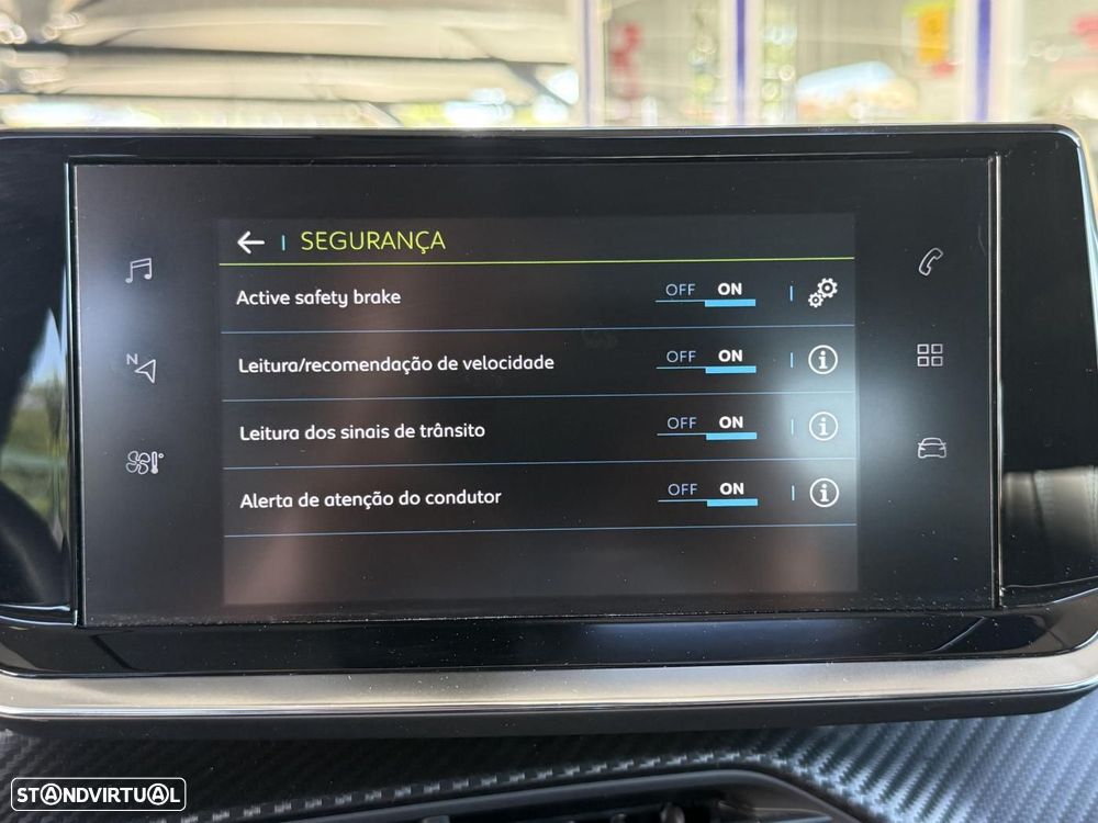 Peugeot e-208 50 kWh Allure - 29