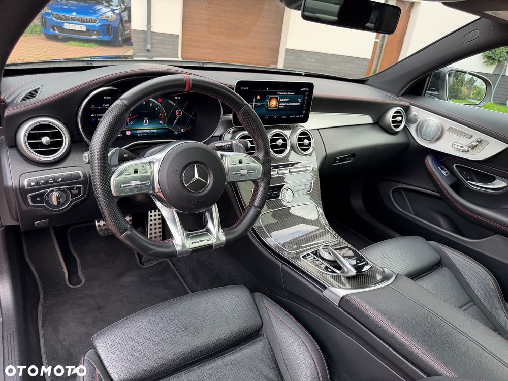 Mercedes-Benz Klasa C AMG 43 4Matic 9G-TRONIC - 23
