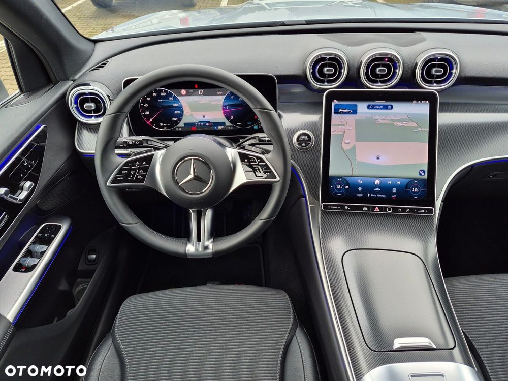 Mercedes-Benz GLC - 26
