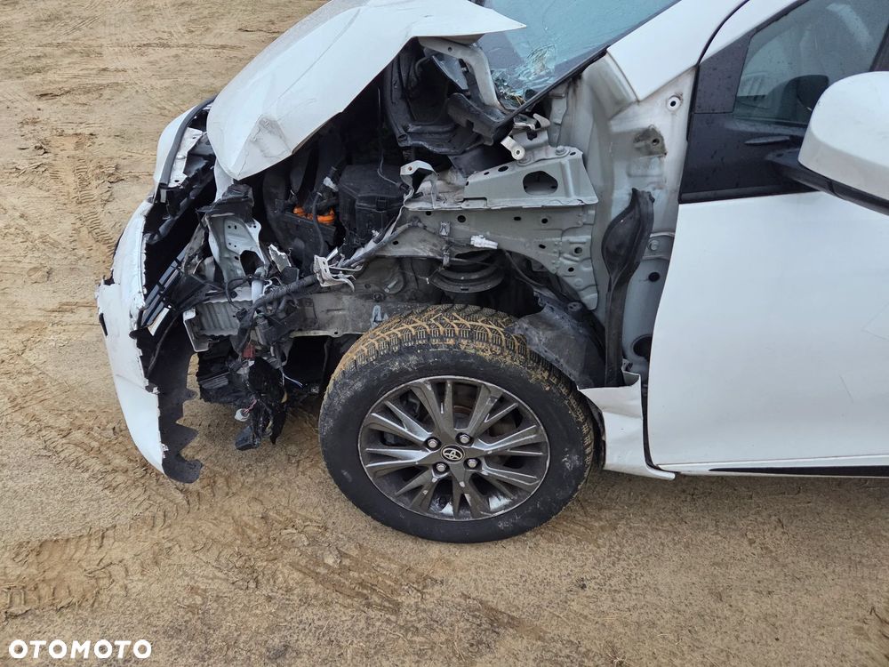 Toyota Yaris 1.4 D-4D Active - 6