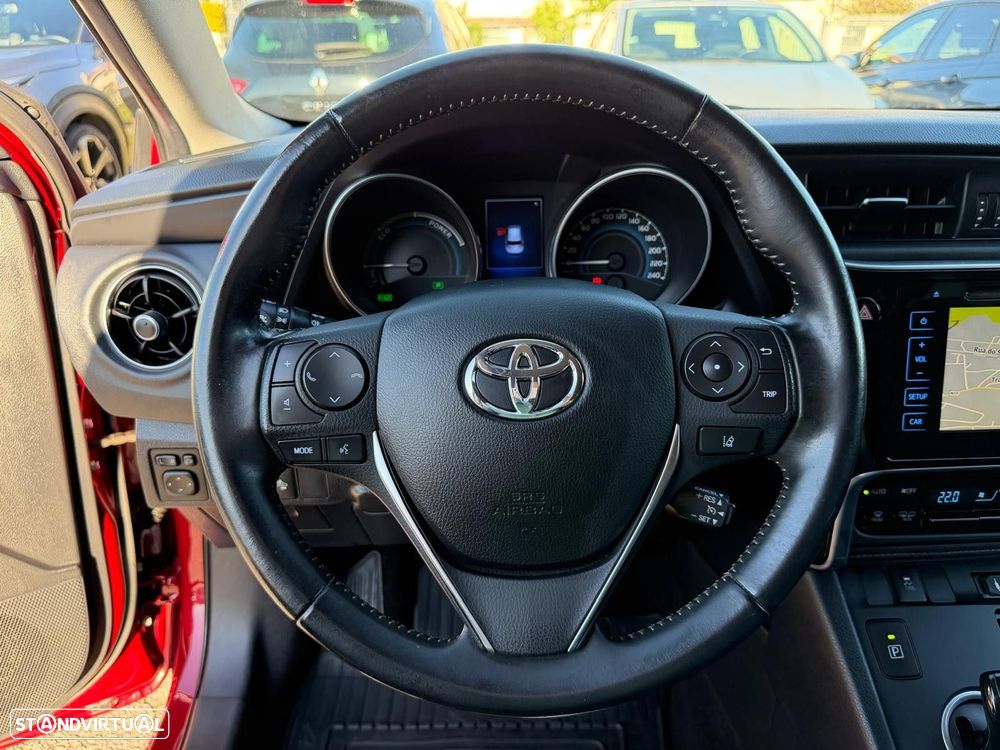 Toyota Auris 1.8 HSD Comfort +P.Sport+Navi - 20
