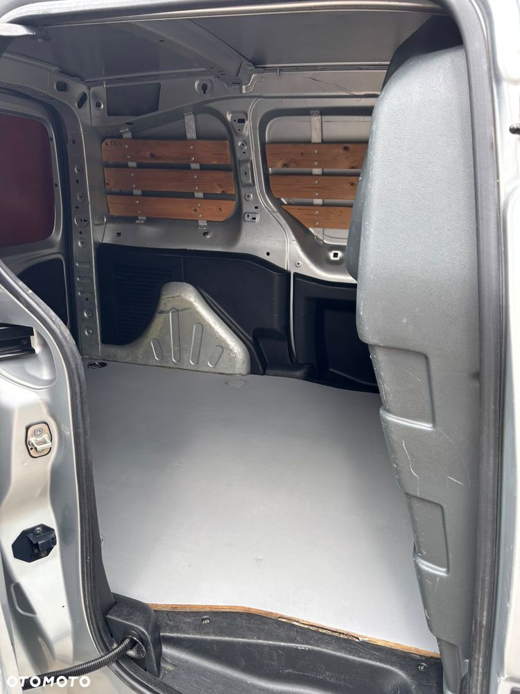 Peugeot PARTNER - 9
