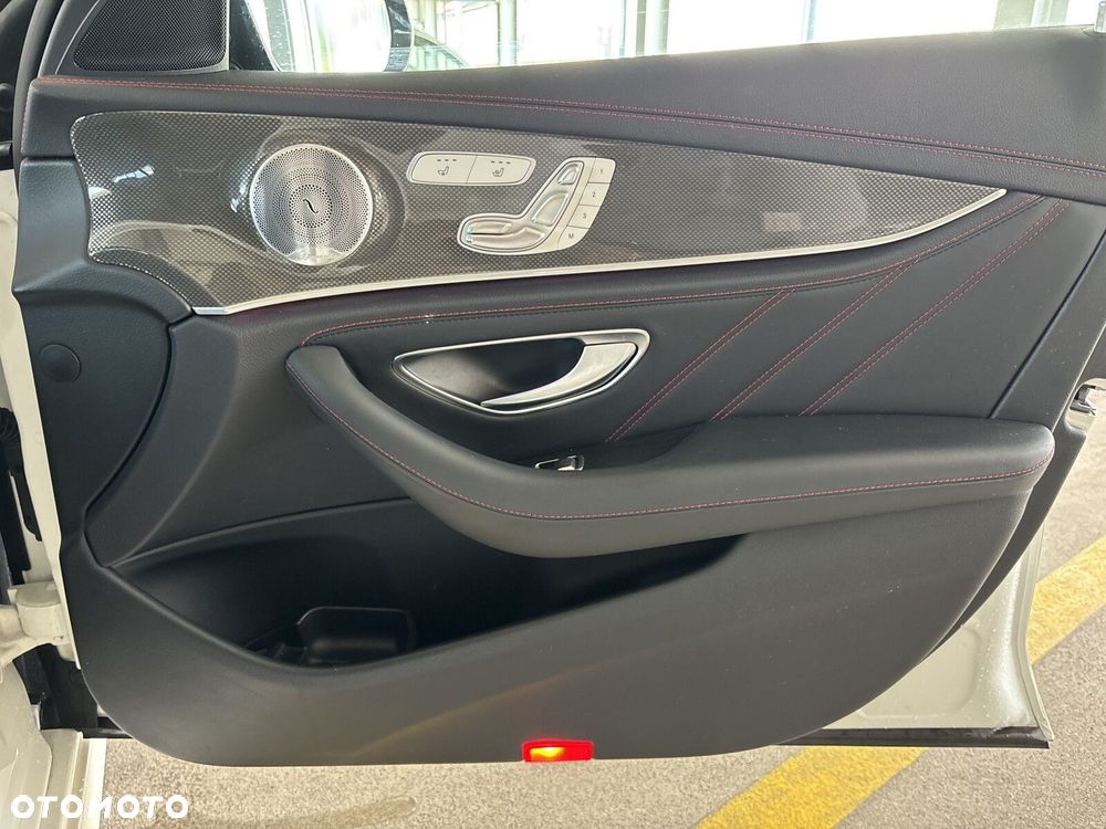 Mercedes-Benz Klasa E AMG 53 4-Matic+ - 20