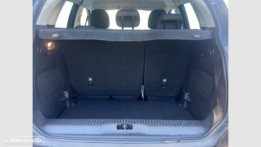 Citroën C3 Aircross 1.2 PureTech Plus - 17