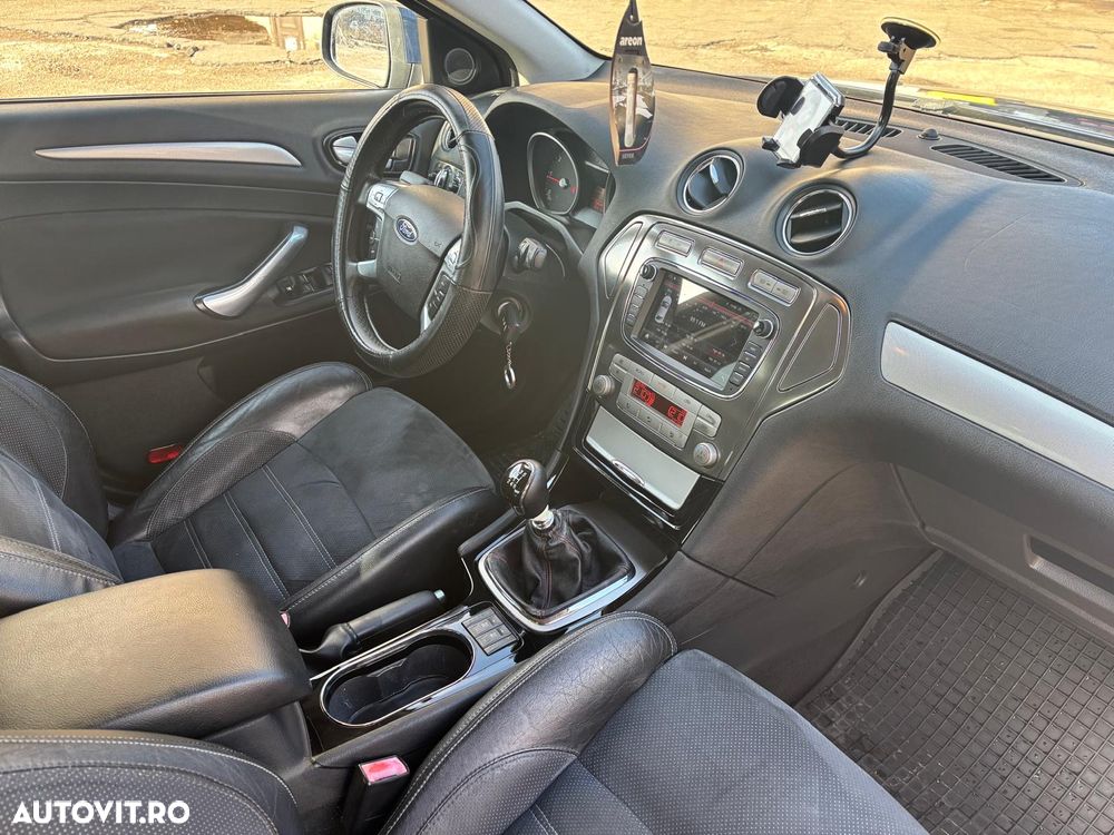 Ford Mondeo 2.0 TDCI Trend - 11