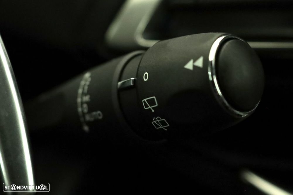 Peugeot 3008 1.6 Hybrid Allure e-EAT8 - 18