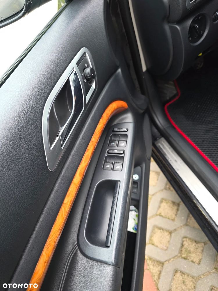 Skoda Superb 2.5 TDI Elegance - 22