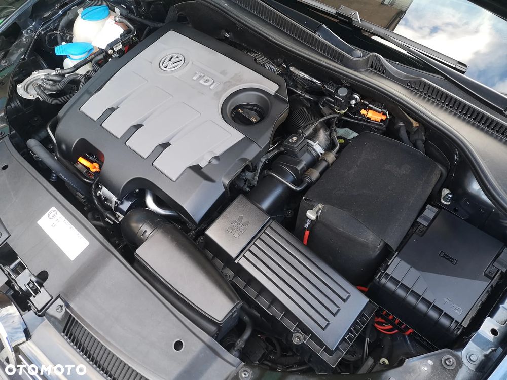 Volkswagen Golf 1.6 TDI DPF Trendline - 26