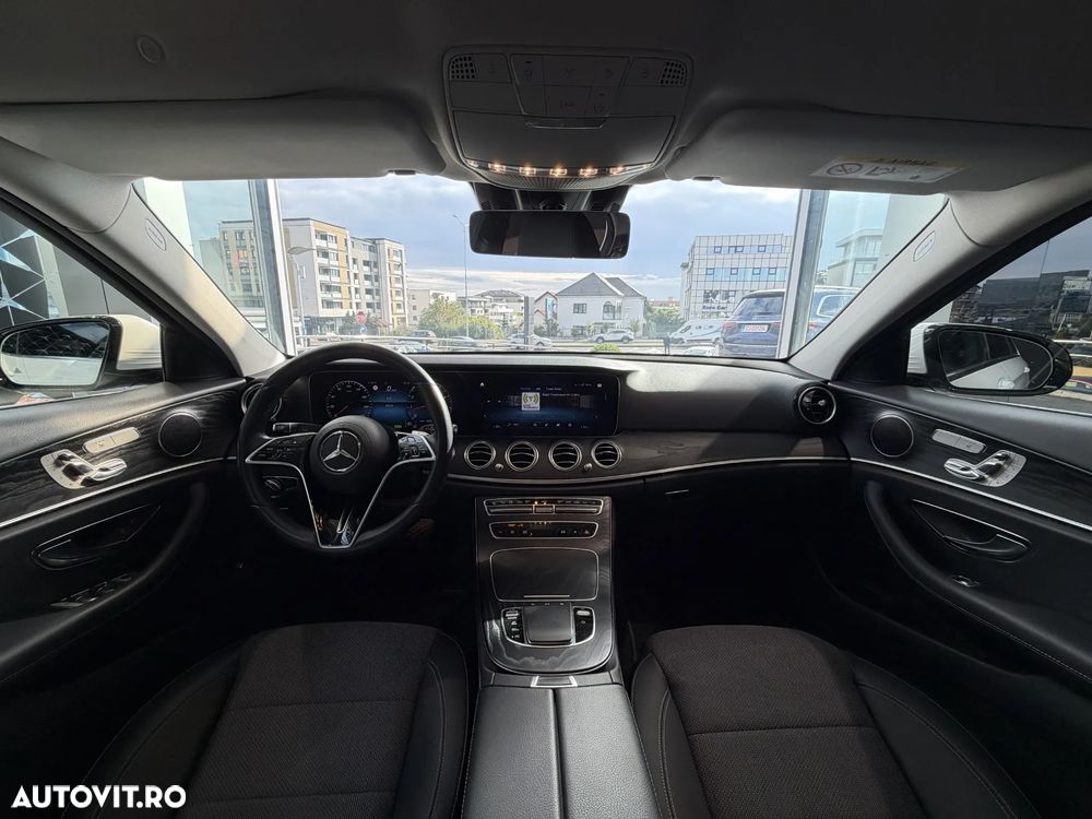 Mercedes-Benz E 200 4MATIC 9G-TRONIC Avantgarde - 10