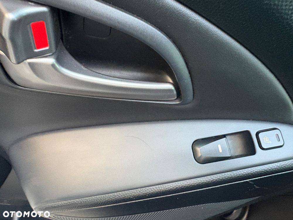 Hyundai ix35 1.6 GDI Premium 2WD - 28