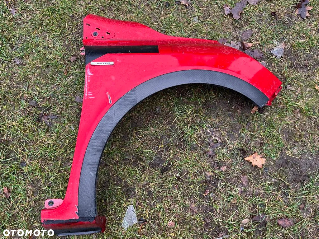 BŁOTNIK PRAWY PRZÓD PRZEDNI RENAULT CLIO IV - 2