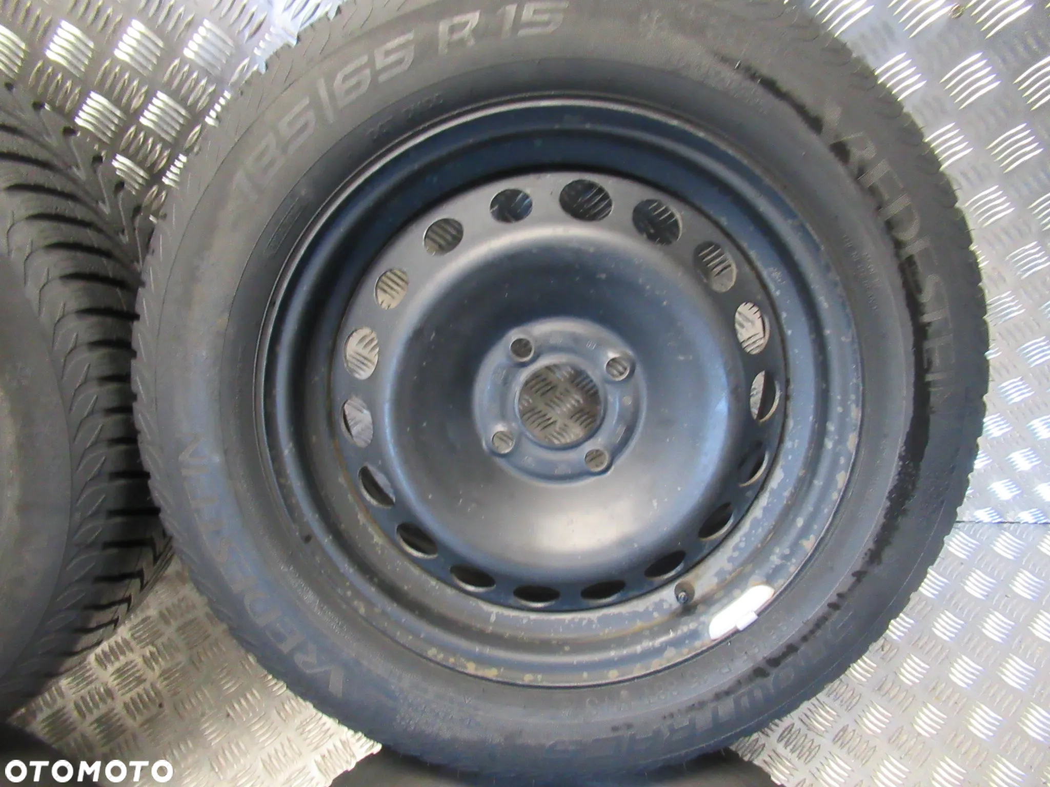 Koła Renault Clio Kangoo Zoe Modus Dacia Sandero Jogger 6Jx15 et40 4x100 zima 8mm - 2