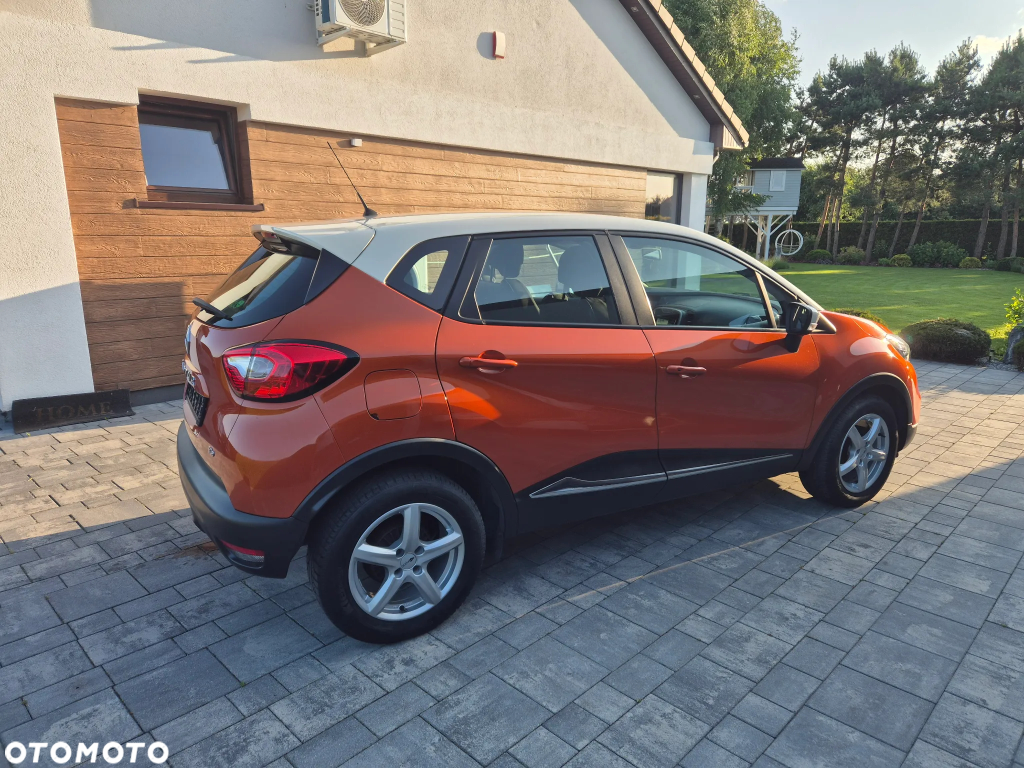 Renault Captur (ENERGY) TCe 90 LIFE - 2