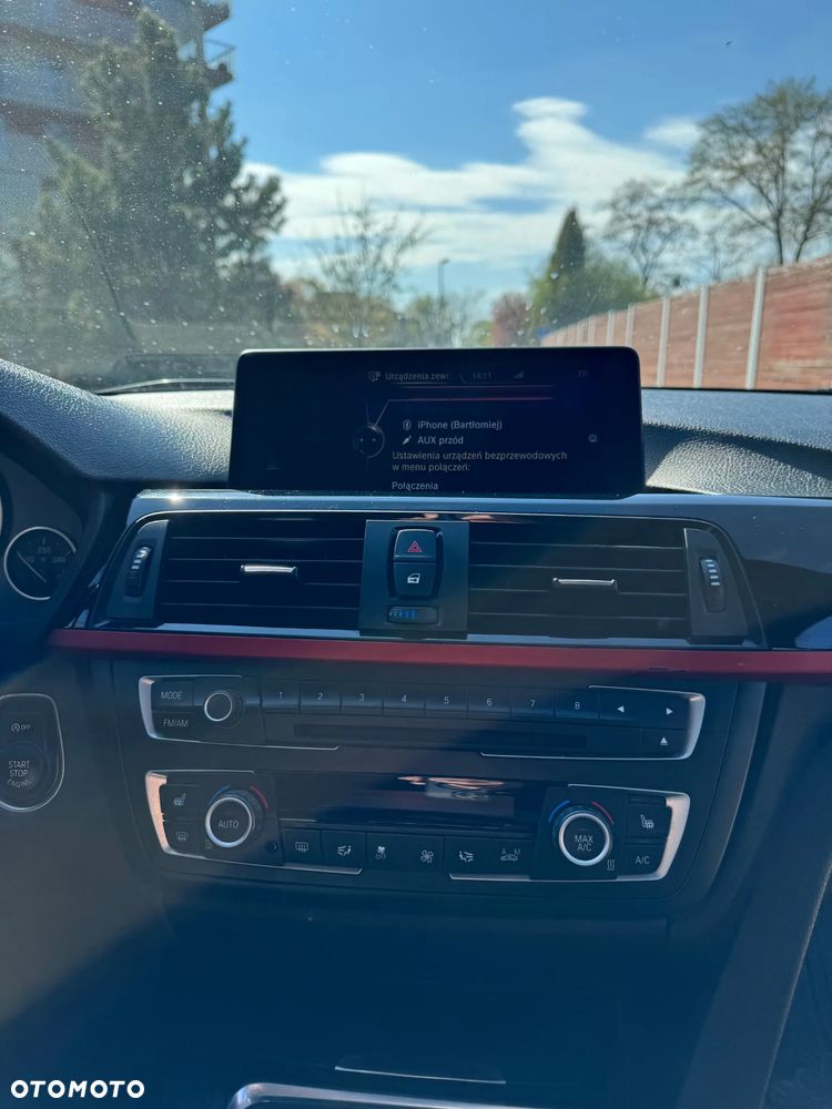 BMW Seria 3 328i xDrive Sport Line - 10