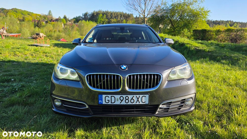 BMW Seria 5 520d xDrive Luxury Line - 7