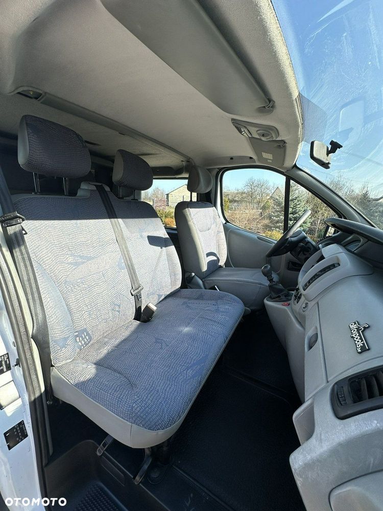 Opel Vivaro - 19