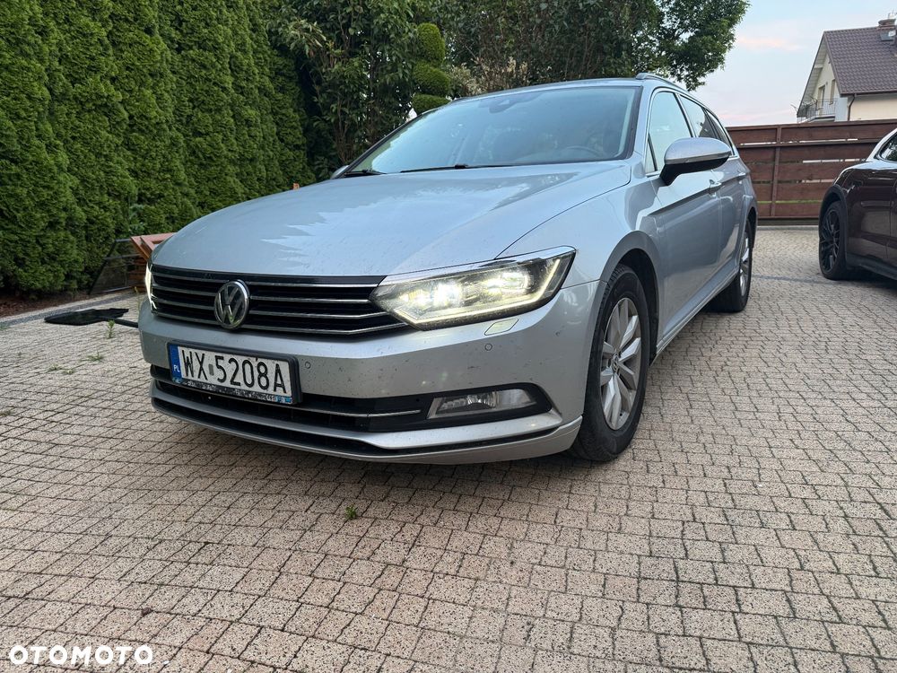 Volkswagen Passat 2.0 TDI SCR DSG Comfortline - 6