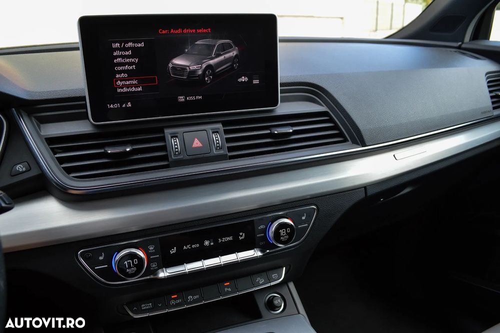 Audi Q5 2.0 40 TDI quattro S tronic Sport - 10