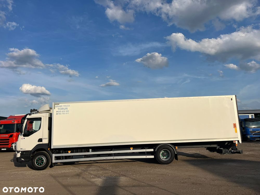 Volvo Wynajem solówka izoterma z windą 4500 ZŁ MIESIĄC - 10