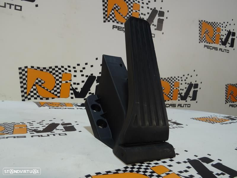 Pedal Acelerador Mercedes-Benz C-Class (W204)  A 204 300 00 04 / A2043 - 2