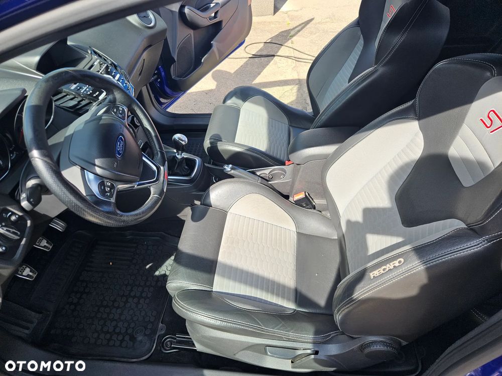 Ford Fiesta ST - 7