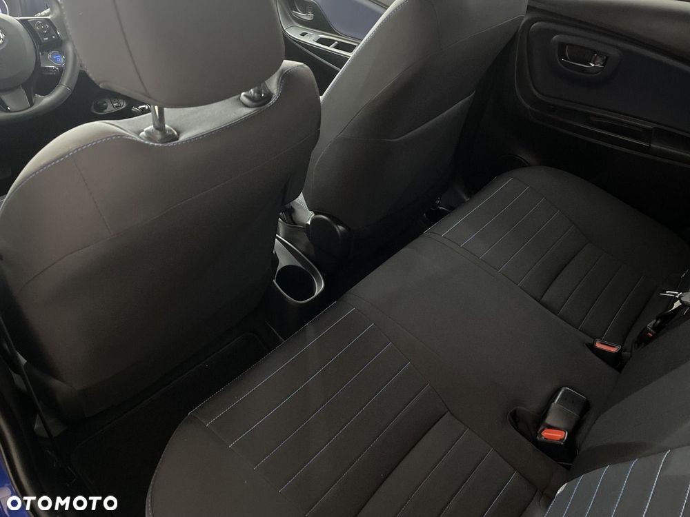 Toyota Yaris - 11