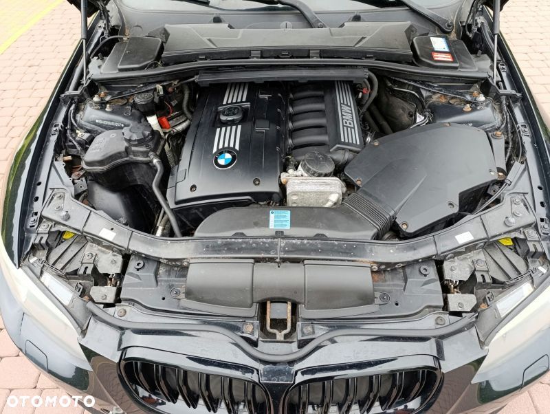 BMW Seria 3 325i - 11